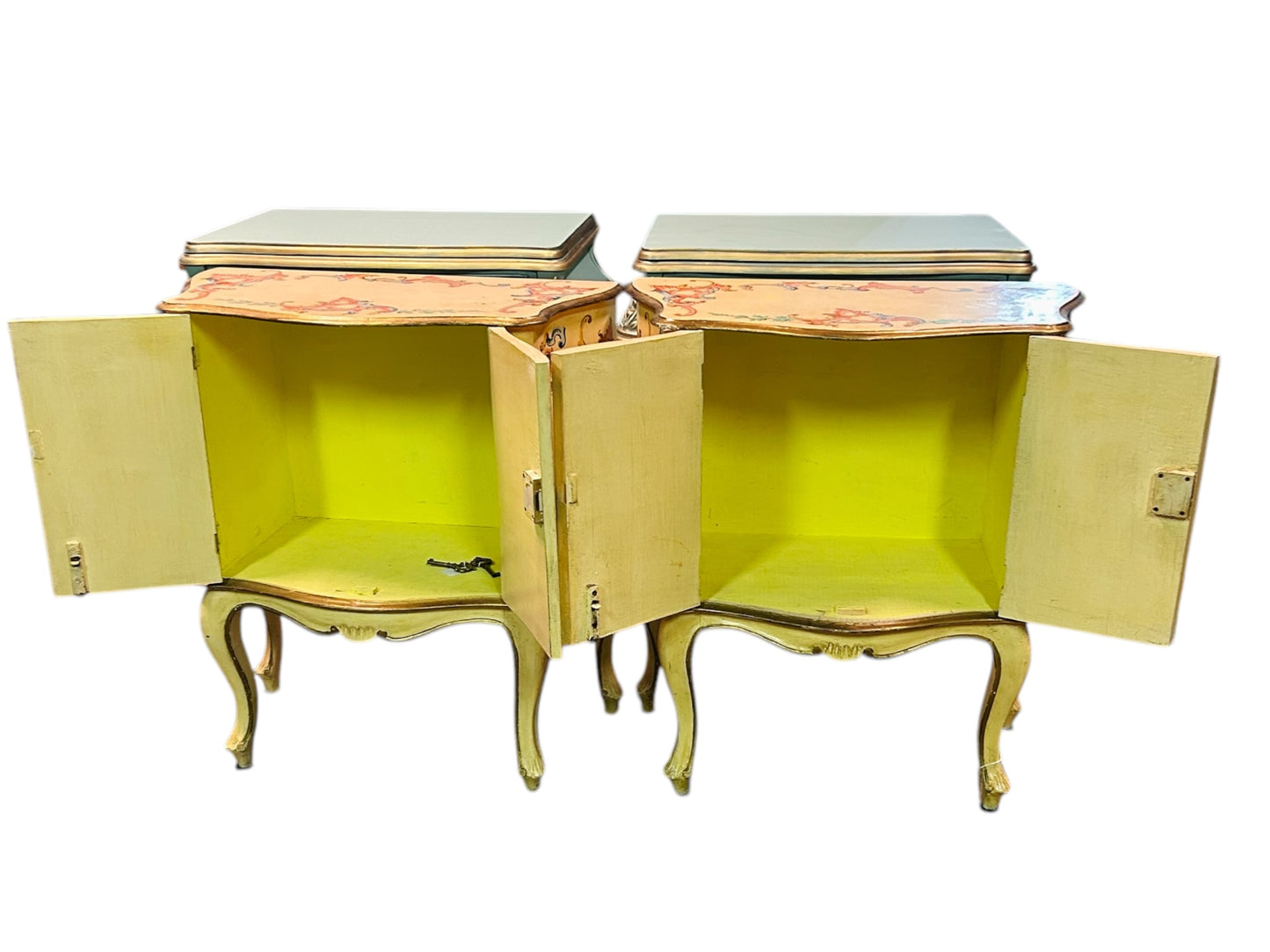 Vintage Floretine Italian Nightstands Accent Tables